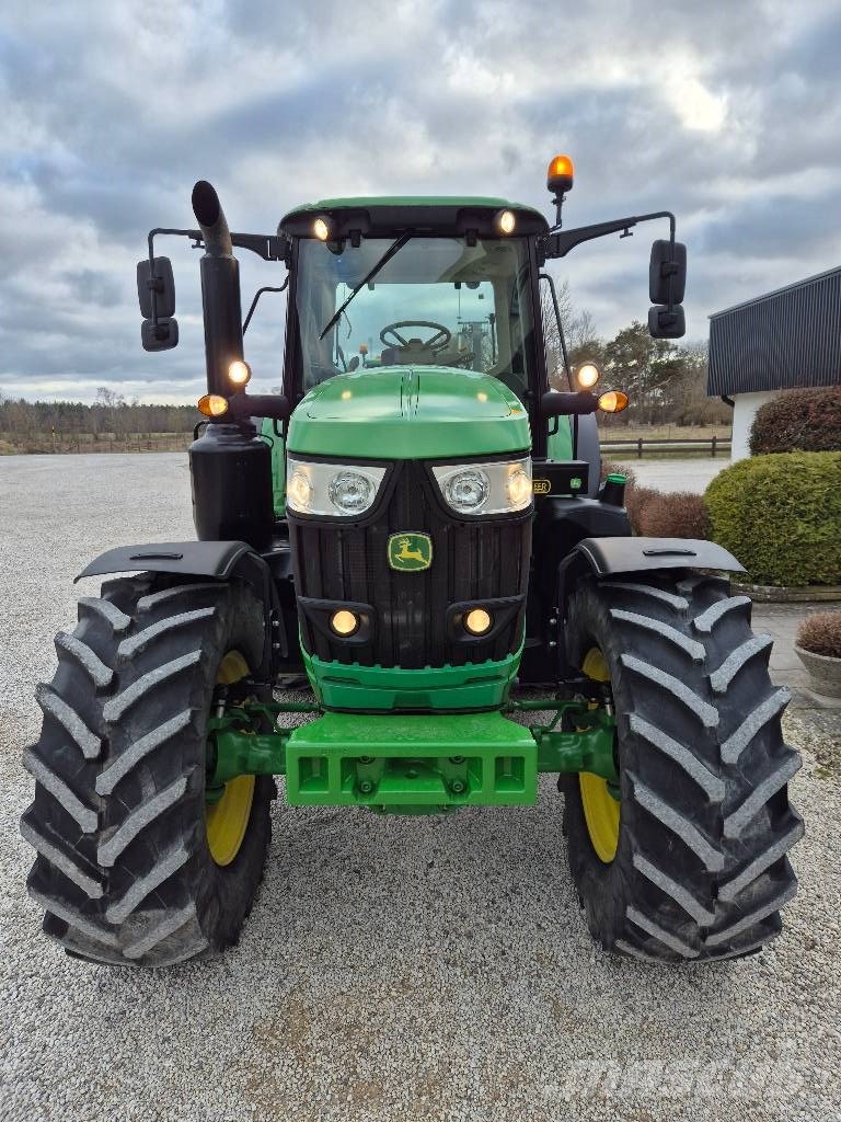 John Deere 6195 M Traktorer