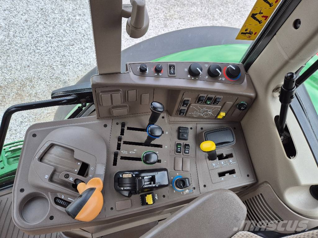 John Deere 6195 M Traktorer