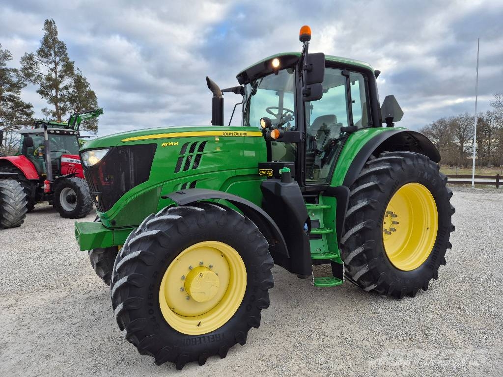 John Deere 6195 M Traktorer