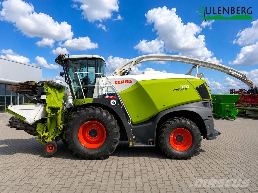 CLAAS Orbis 900 Ceifeiras debulhadoras compactas