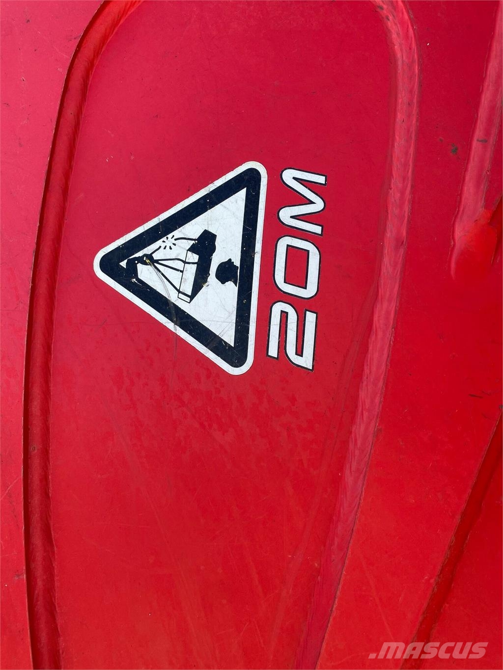 Volvo Iný model VIN 018 شاحنات أشجار