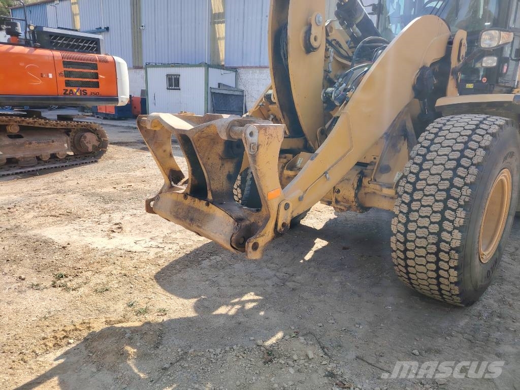 CAT 938 M MATRICULADA Radlader