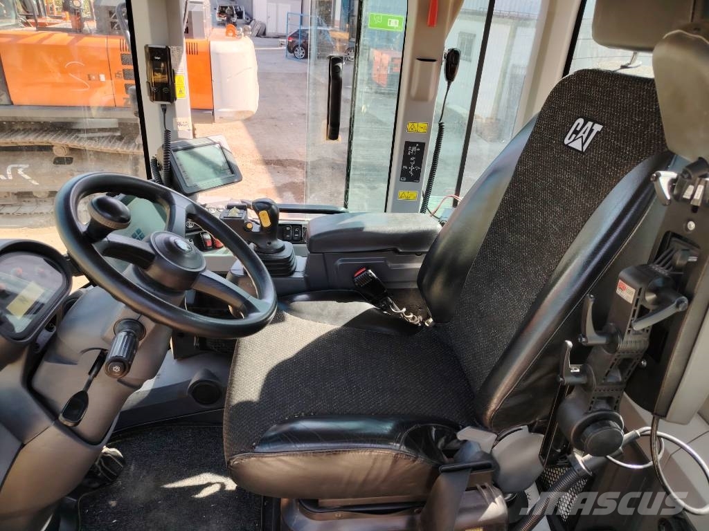 CAT 938 M MATRICULADA Radlader