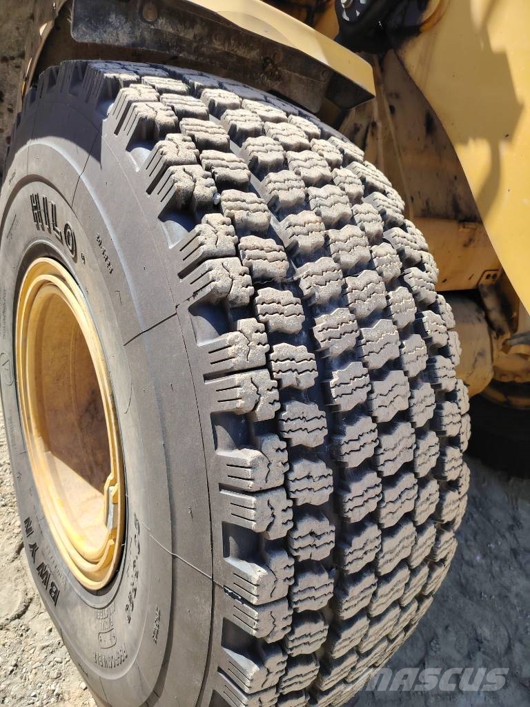 CAT 938 M MATRICULADA Radlader
