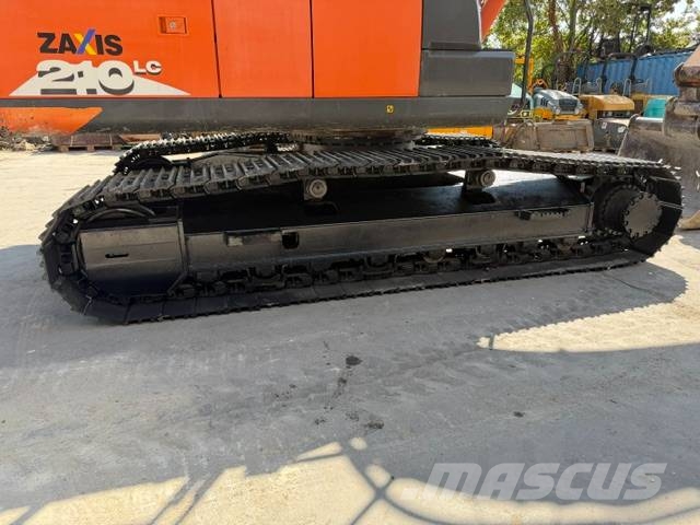 Hitachi ZX 210 Escavatori cingolati