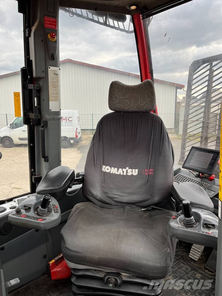 Komatsu 855 Tomruk yükleyici traktörler