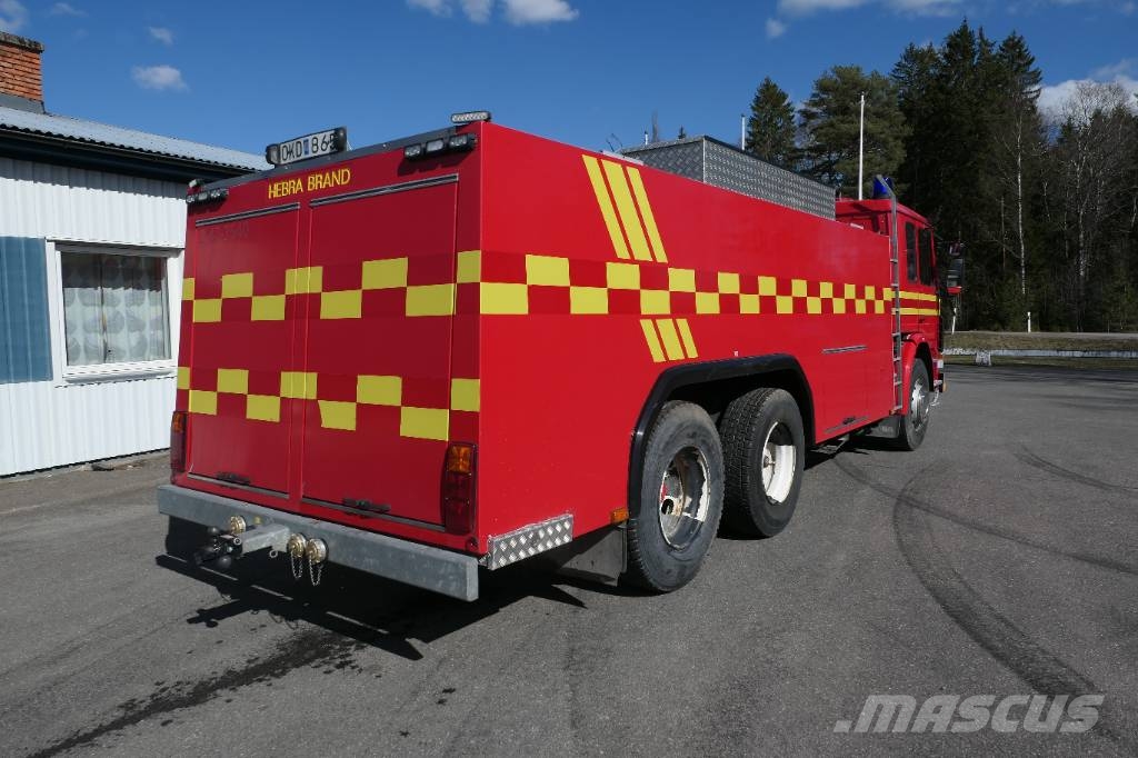 Scania P113hl6x2 42 Tuletõrjeautod