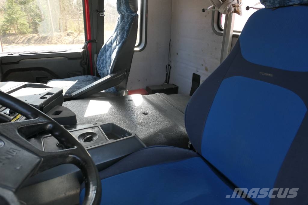 Scania P113hl6x2 42 Tuletõrjeautod