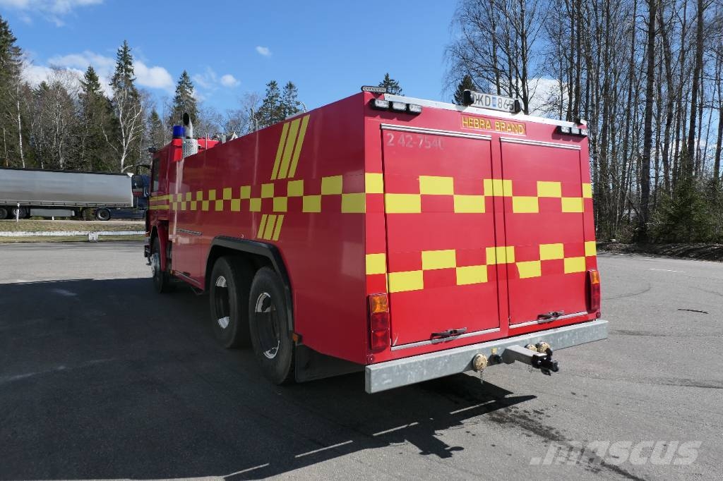 Scania P113hl6x2 42 Tuletõrjeautod