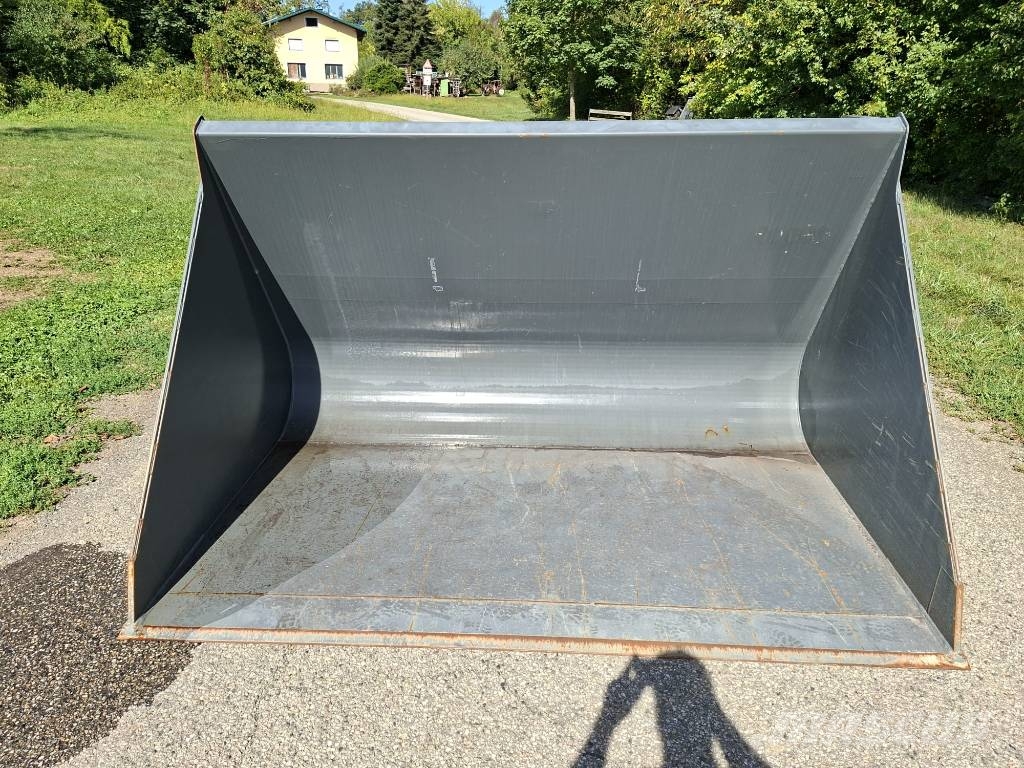 Liebherr T 41-7s Teleskoplader