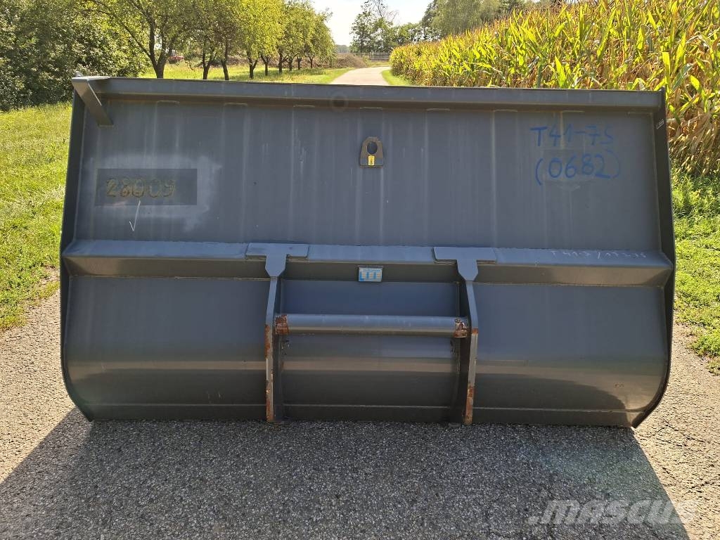 Liebherr T 41-7s Teleskoplader