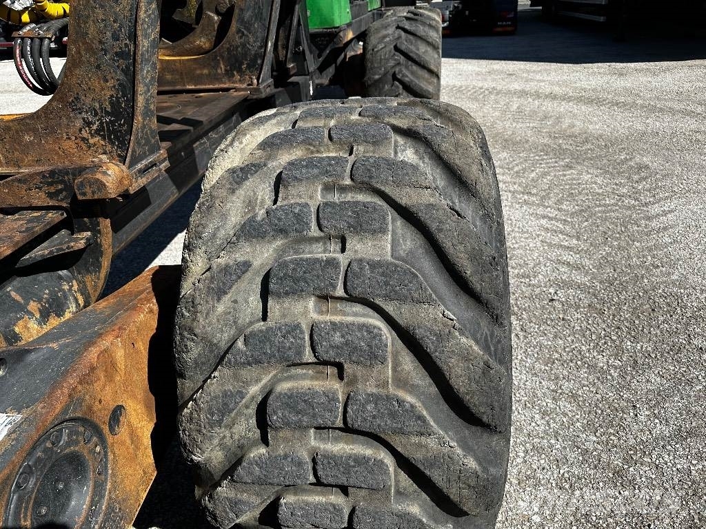 John Deere 1210E 10m CF710 KRAN Kuormatraktorit