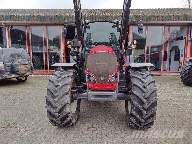 Valtra A 134 LH Tractors