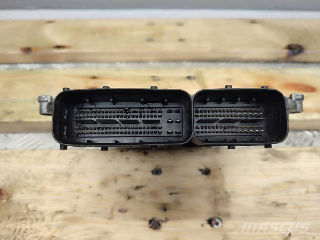 Valtra A70298 VALTRA N 123 controller module Elektronik