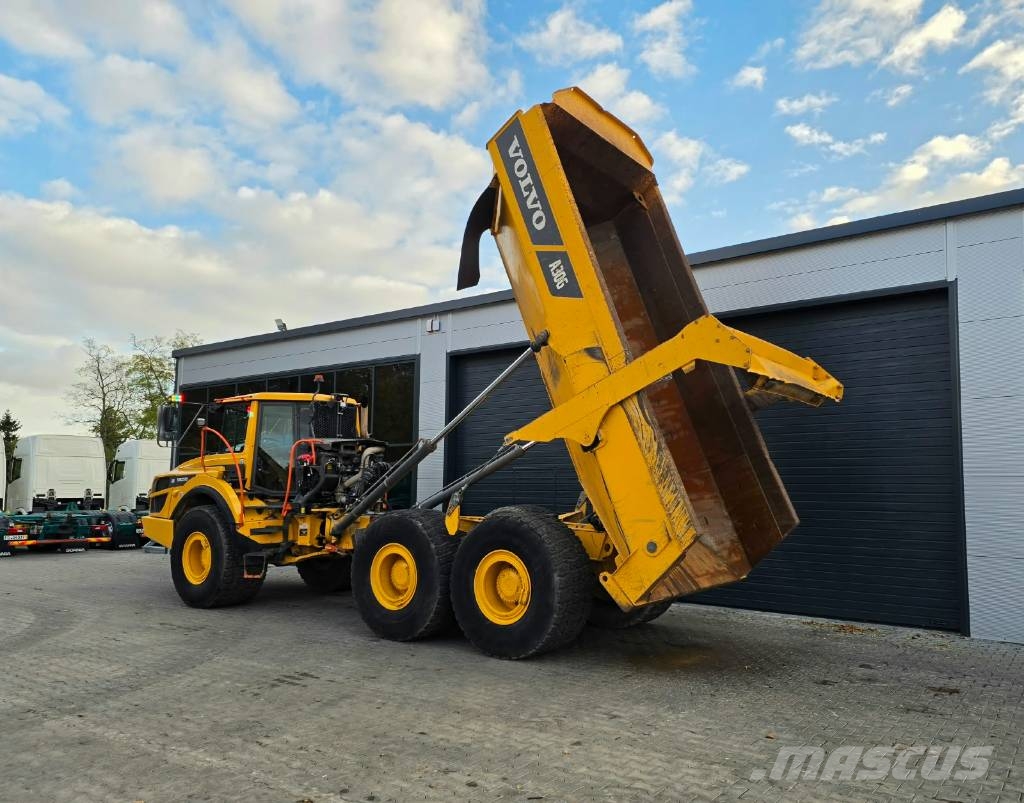 Volvo A30 G 연결식 홀러