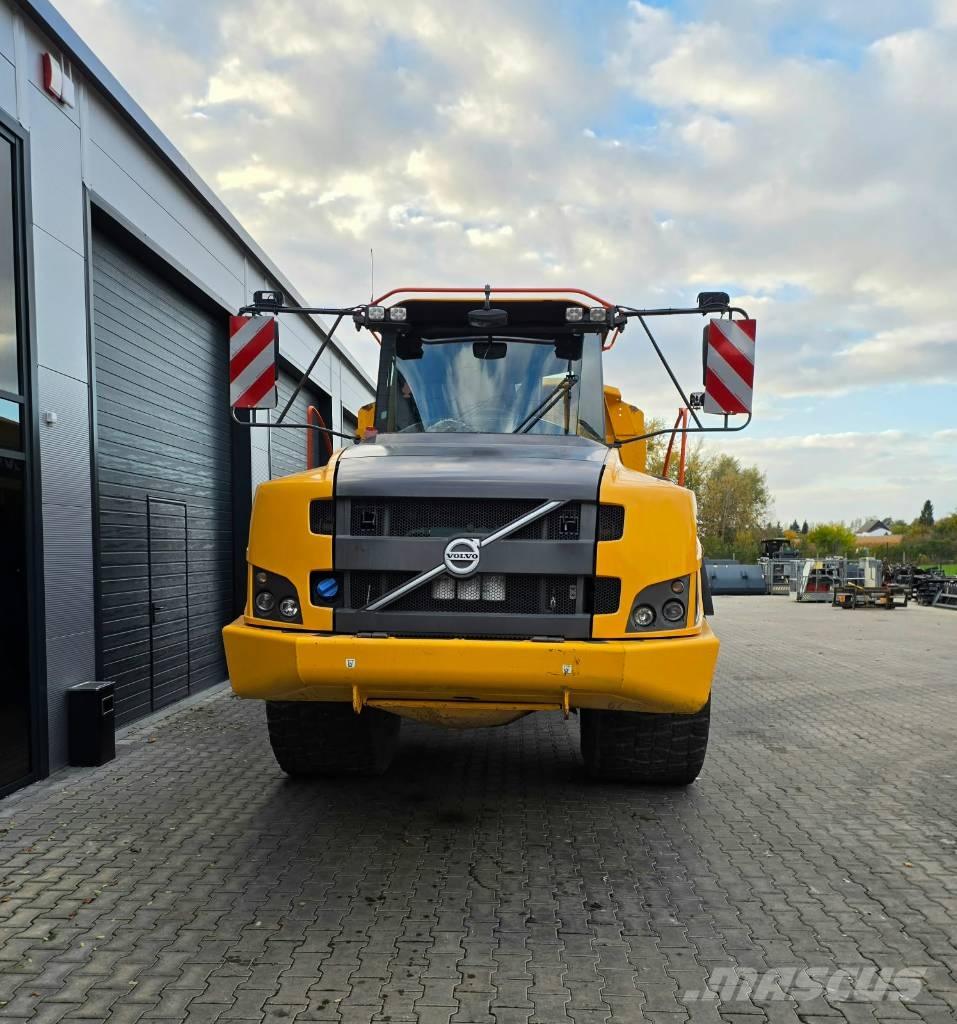 Volvo A30 G 연결식 홀러
