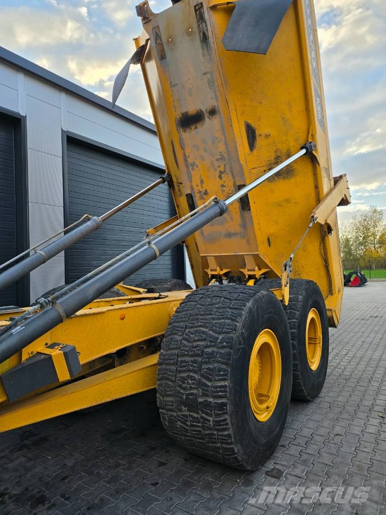 Volvo A30 G 연결식 홀러