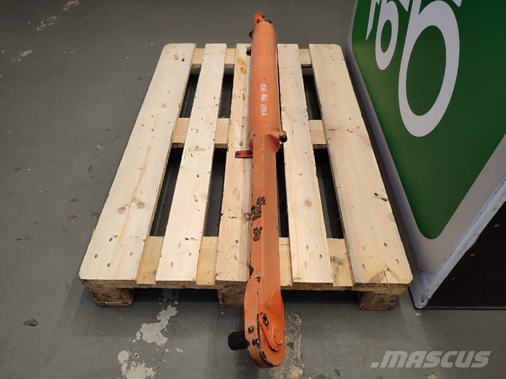 Atlas AR 65 bucket tilt cylinder Hidravlika