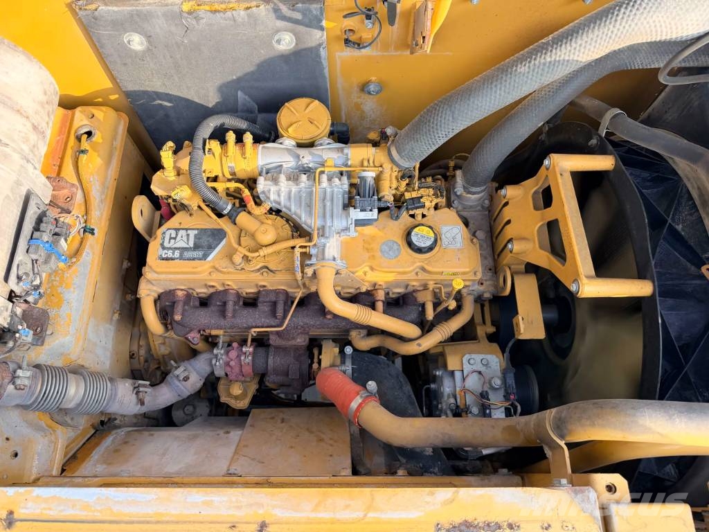 CAT 320E L Rupsgraafmachines