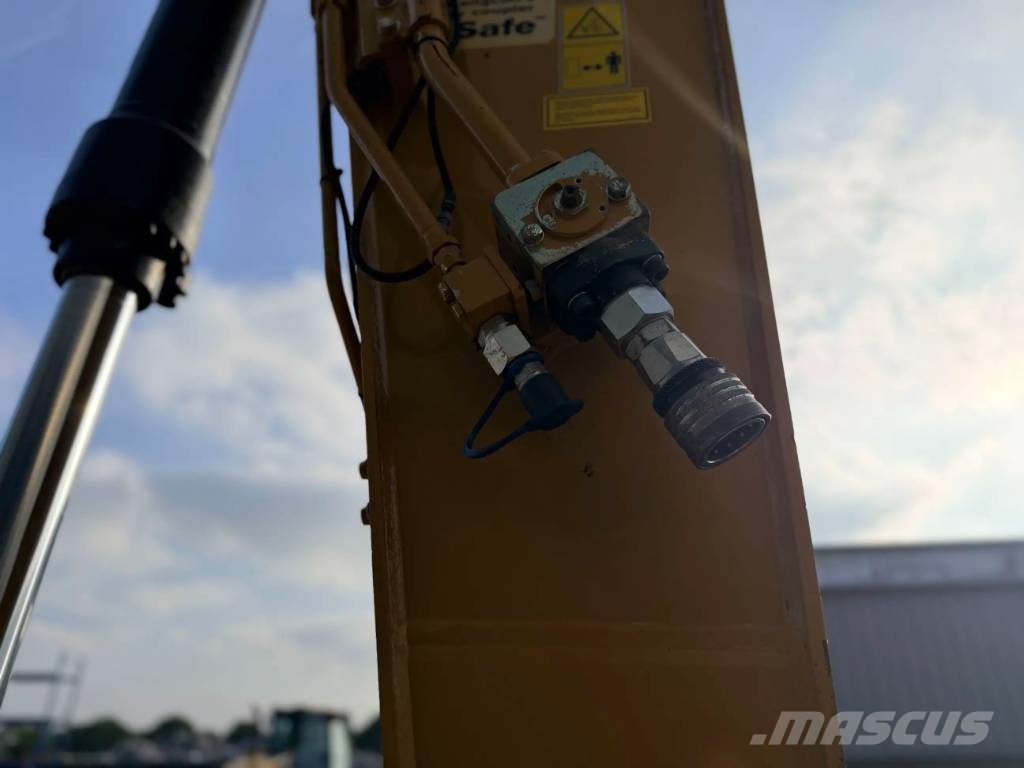 CAT 320E L Rupsgraafmachines