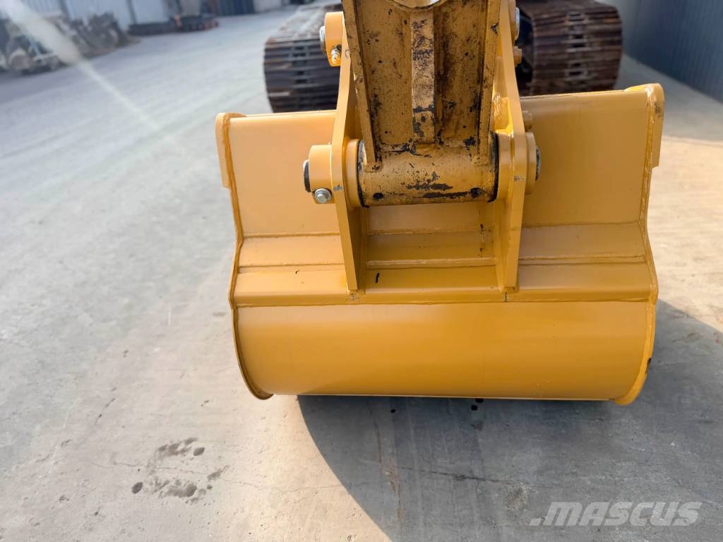 CAT 320E L Rupsgraafmachines