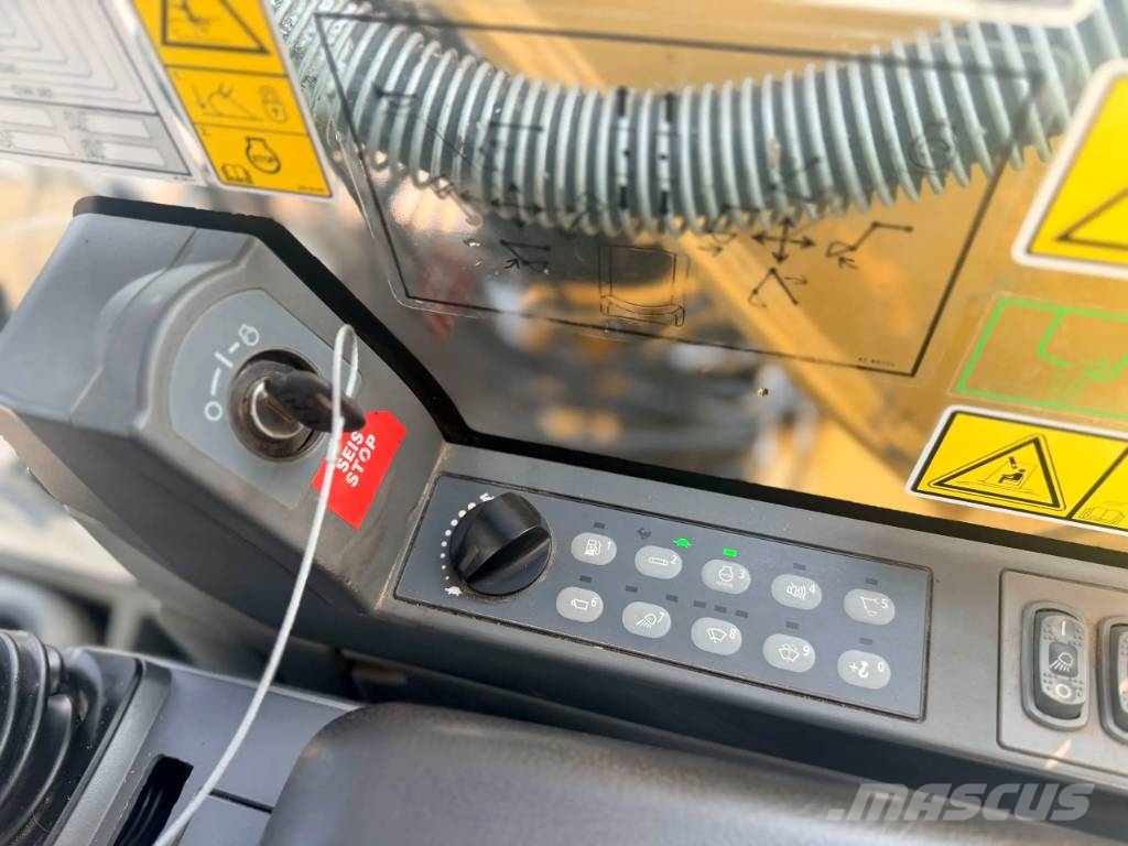 CAT 320E L Rupsgraafmachines