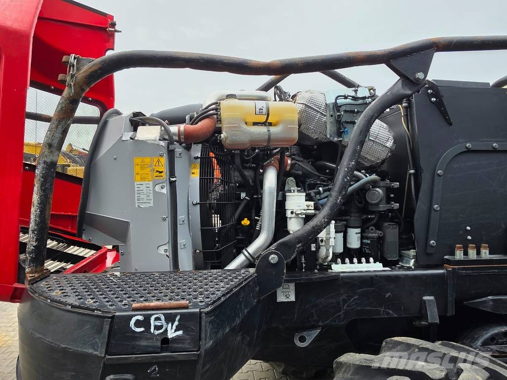 Komatsu 901XC-6 Harvestory
