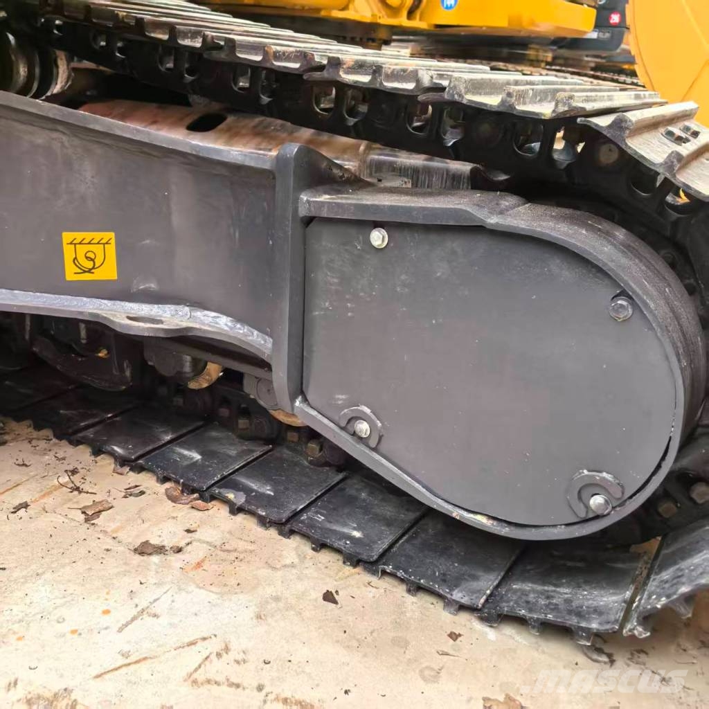 Doosan DX 225 Raupenbagger