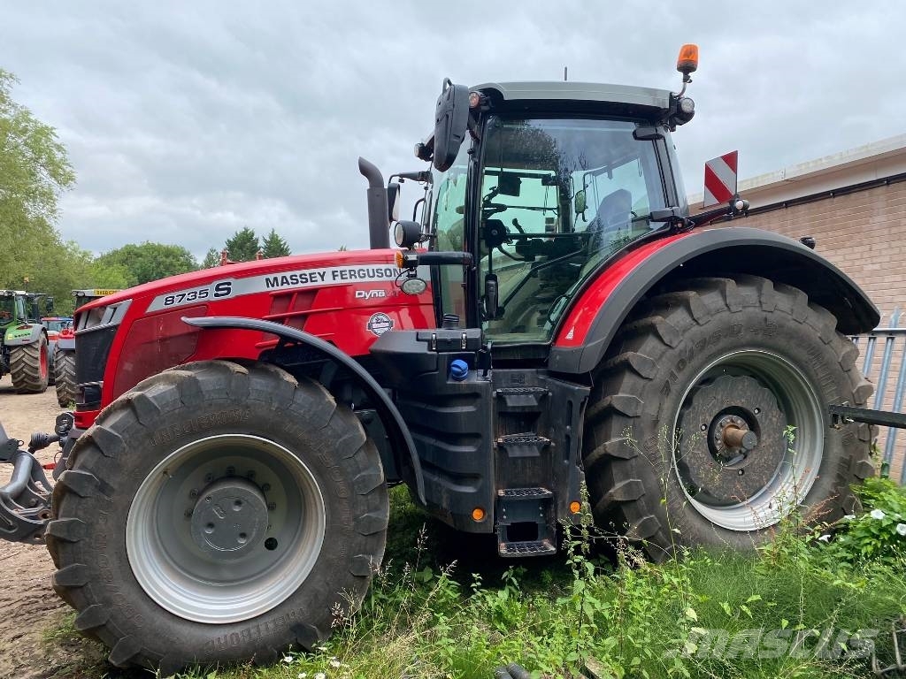 Massey Ferguson 8735S Traktorer