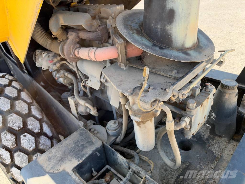 Bomag BW 177 D-4 Egydobos hengerek