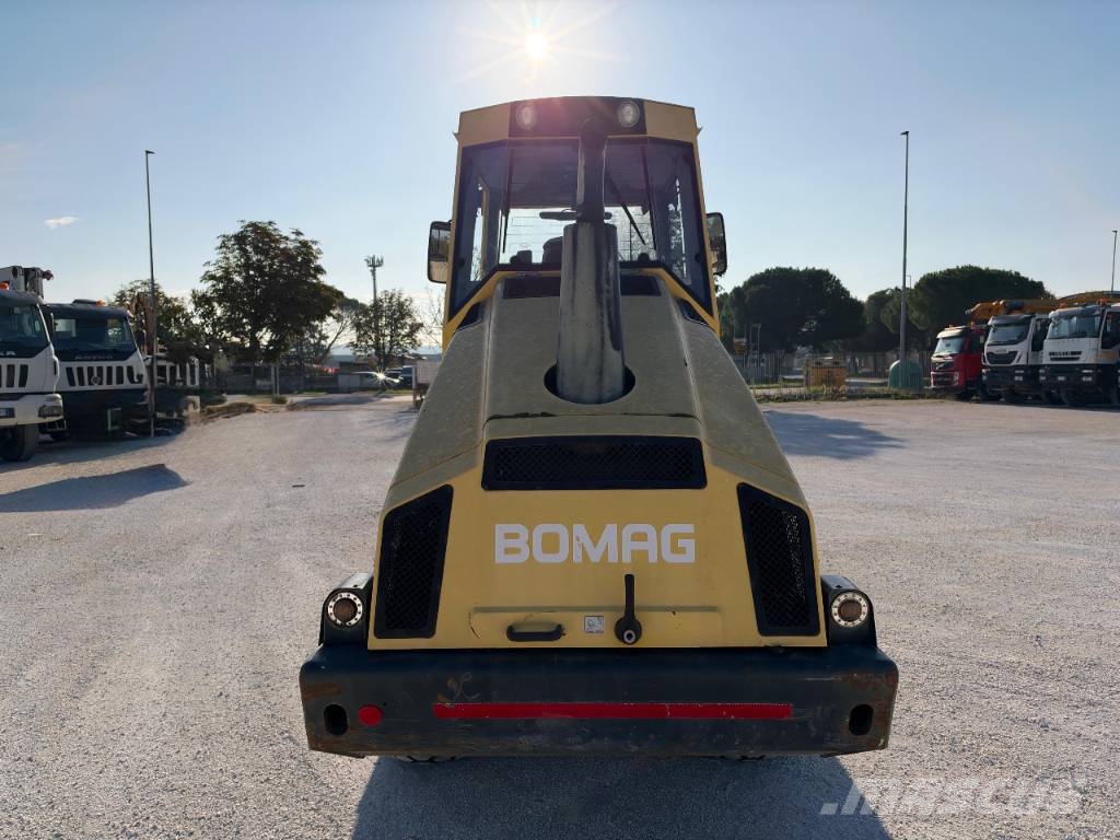 Bomag BW 177 D-4 Egydobos hengerek