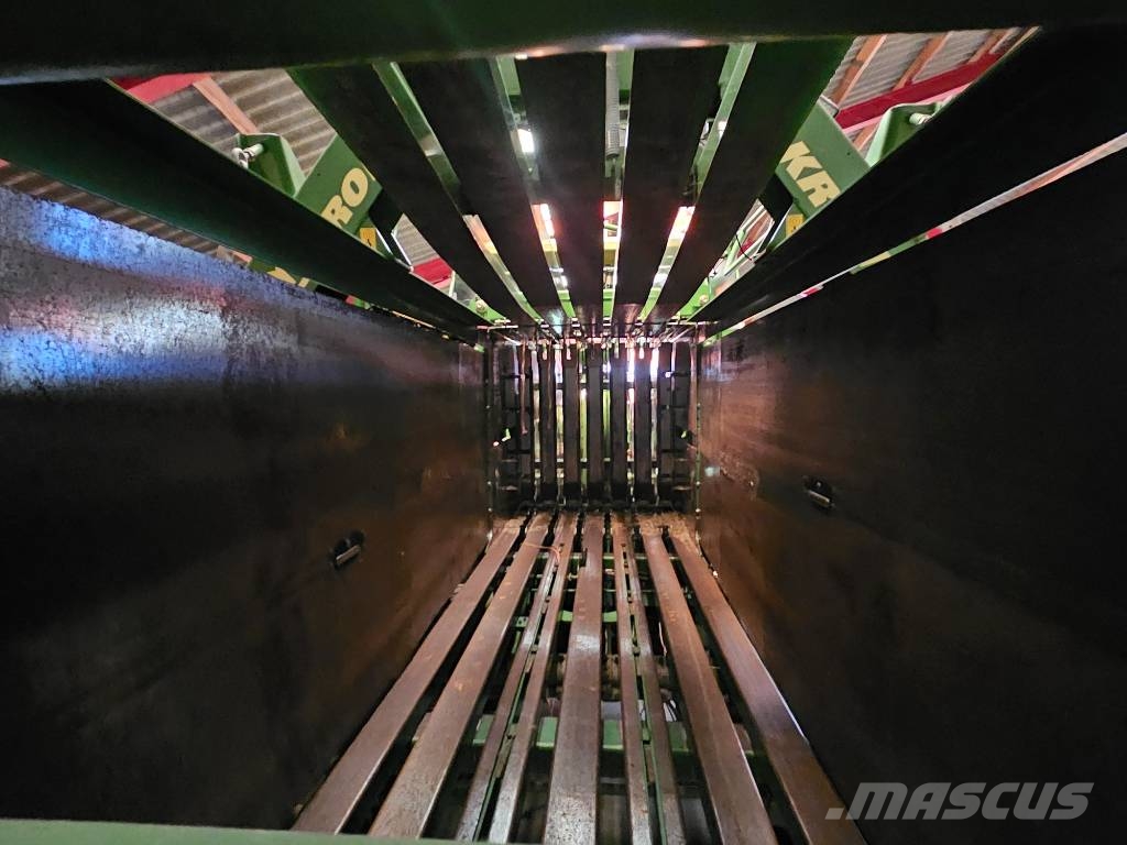 Krone Big Pack 4x4 Kanttipaalaimet