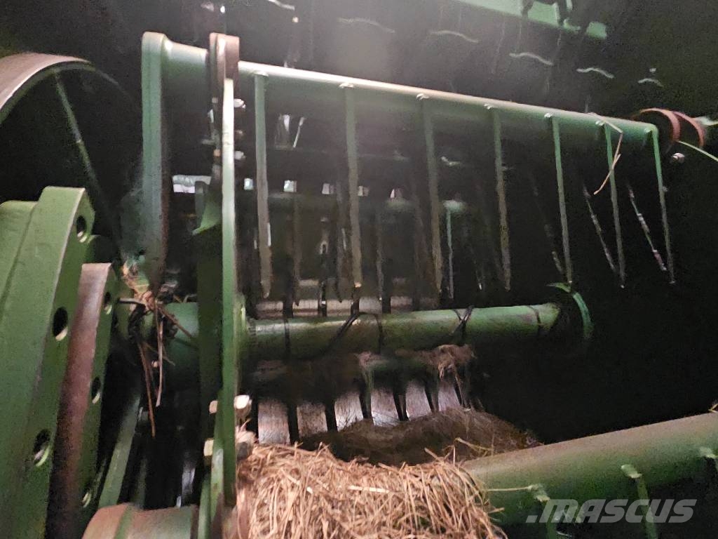 Krone Big Pack 4x4 Kanttipaalaimet
