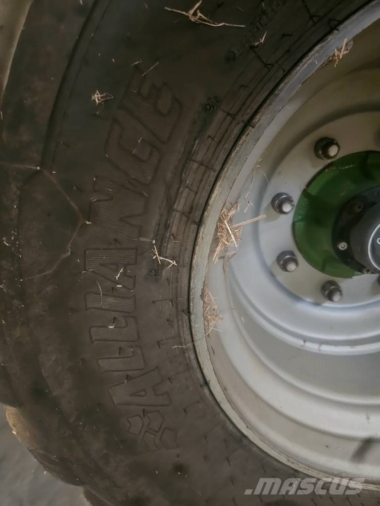 Krone Big Pack 4x4 Kanttipaalaimet