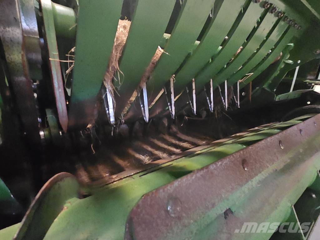 Krone Big Pack 4x4 Kanttipaalaimet