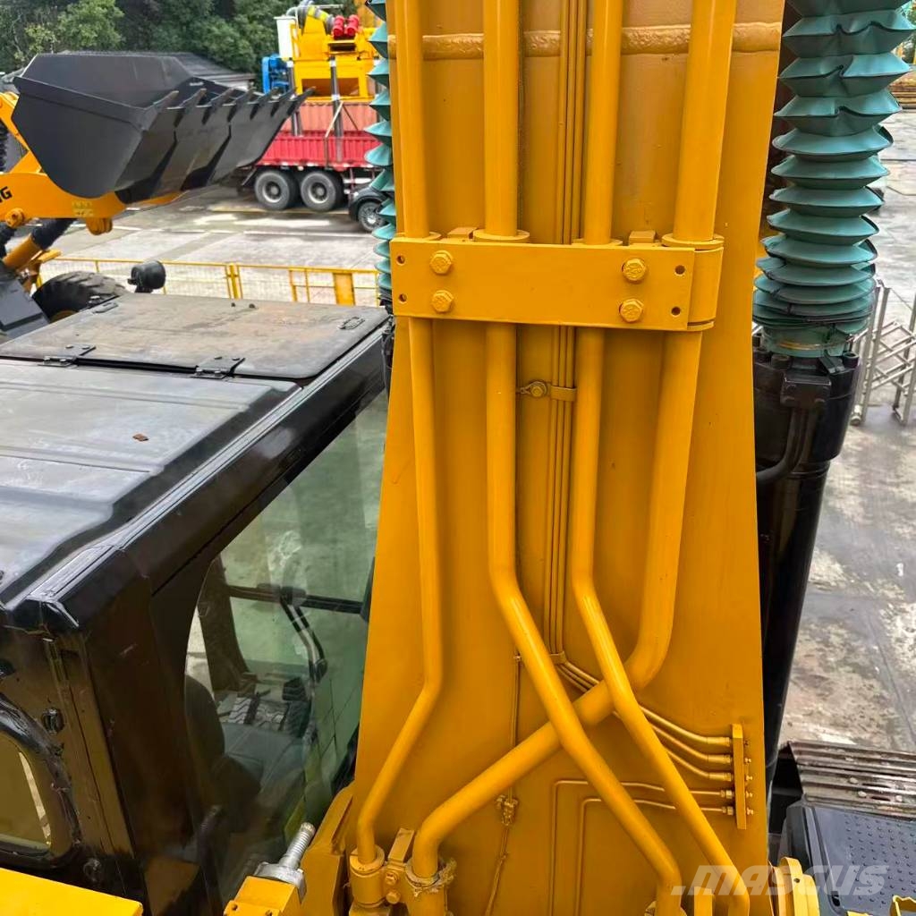 CAT 336E Гусеничні екскаватори