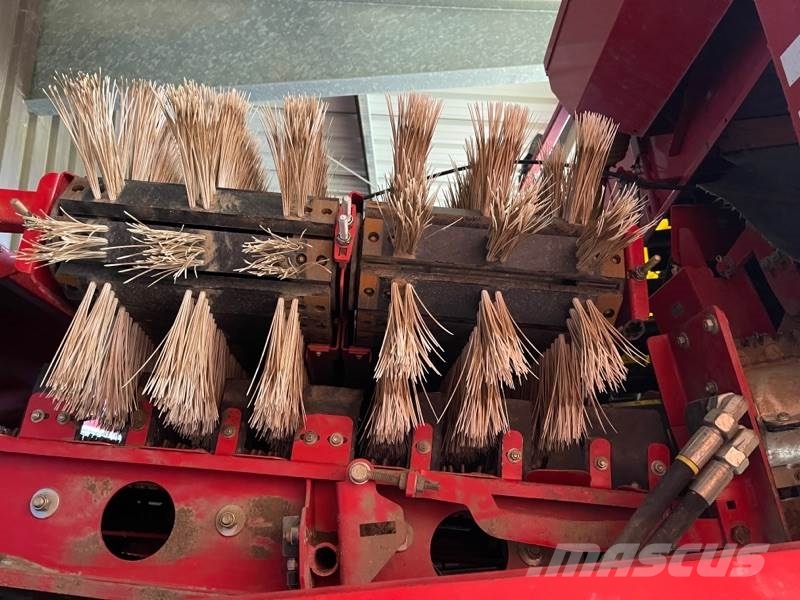 Grimme SE85-55 Sipulinnostokoneet