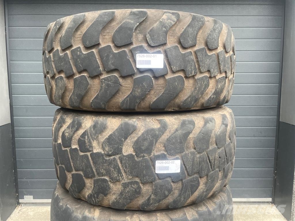 Ahlmann AZ6-Alliance 405/70R20 (16/70R20)-Tire/Reifen/Band Banden, wielen en velgen
