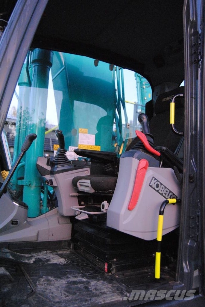 Kobelco SK210LC-11 Bageri guseničari