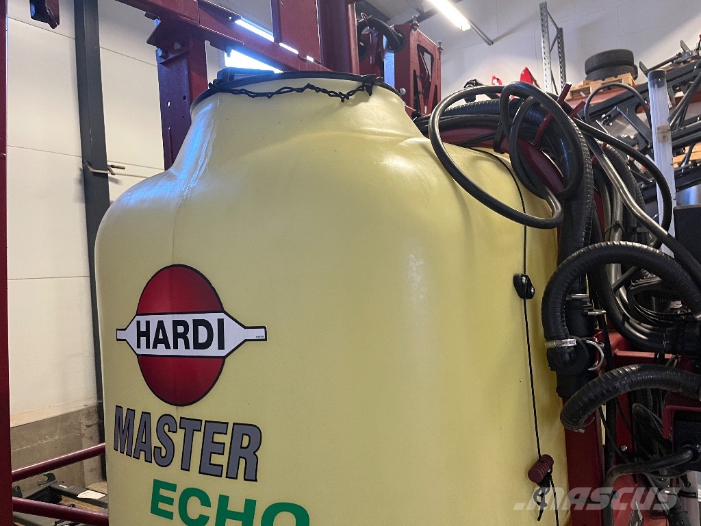 Hardi Master 1200 Pulverizadores montados
