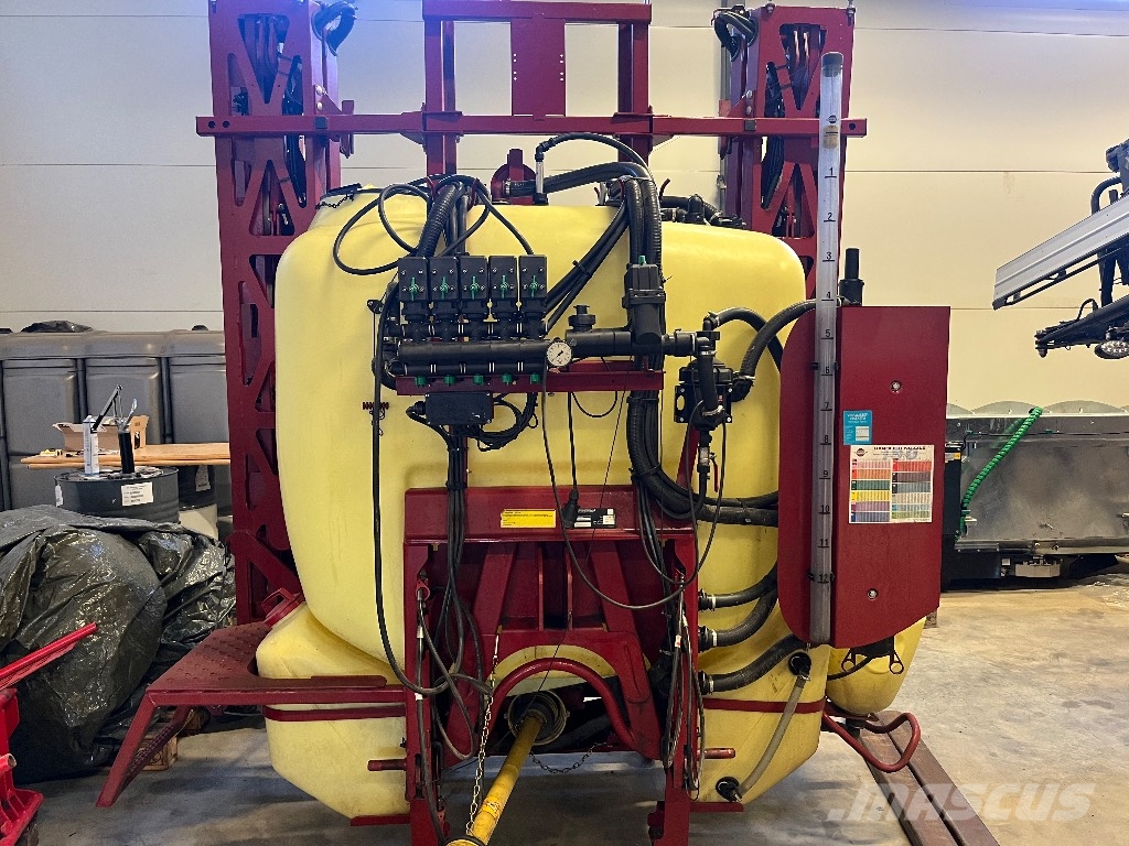 Hardi Master 1200 Pulverizadores montados