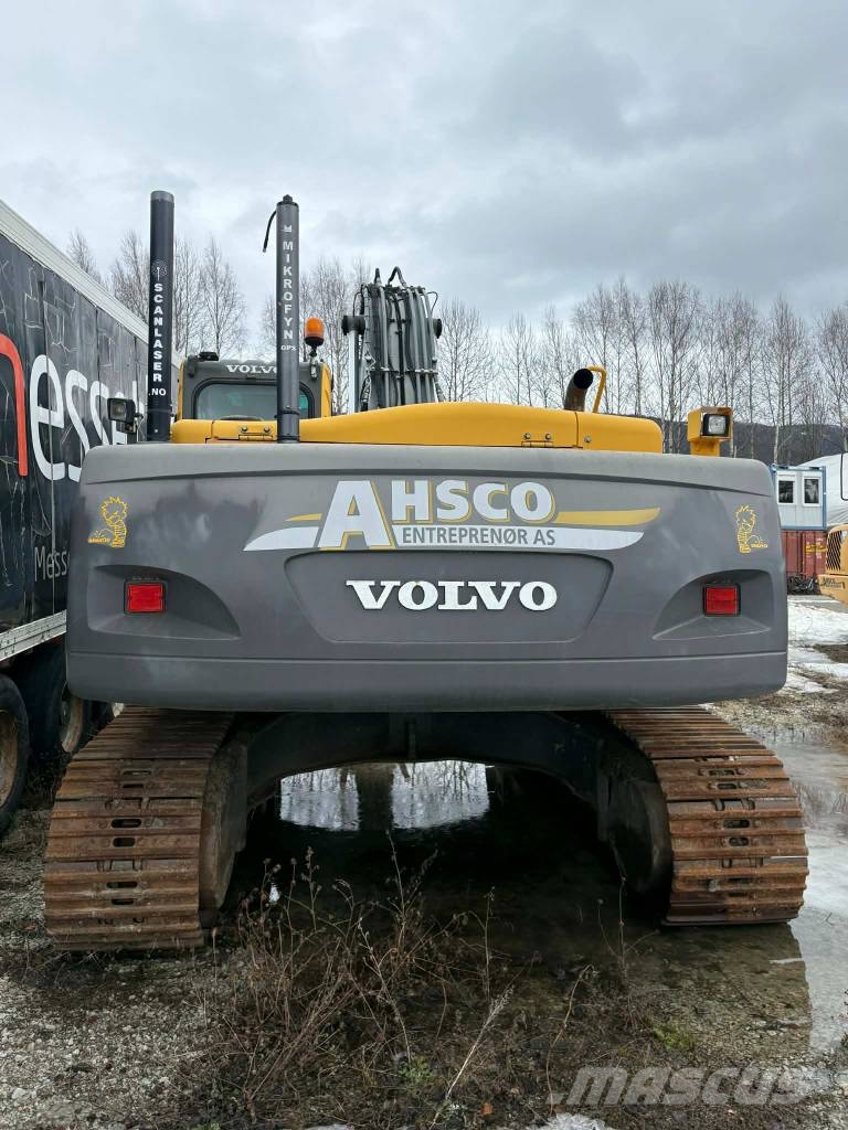 Volvo EC 290 B LC Pelle sur chenilles