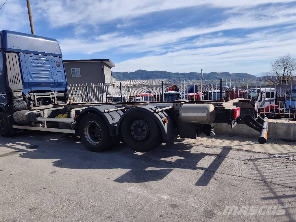 Iveco X-WAY 460 Trasportatore per veicoli