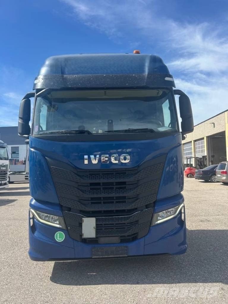 Iveco X-WAY 460 Car carriers