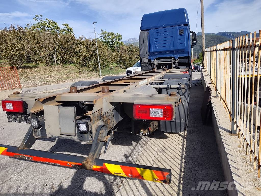Iveco X-WAY 460 Trasportatore per veicoli