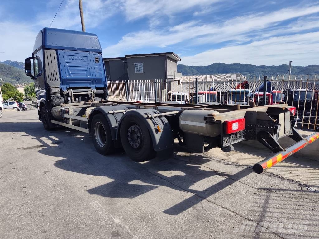 Iveco X-WAY 460 Trasportatore per veicoli