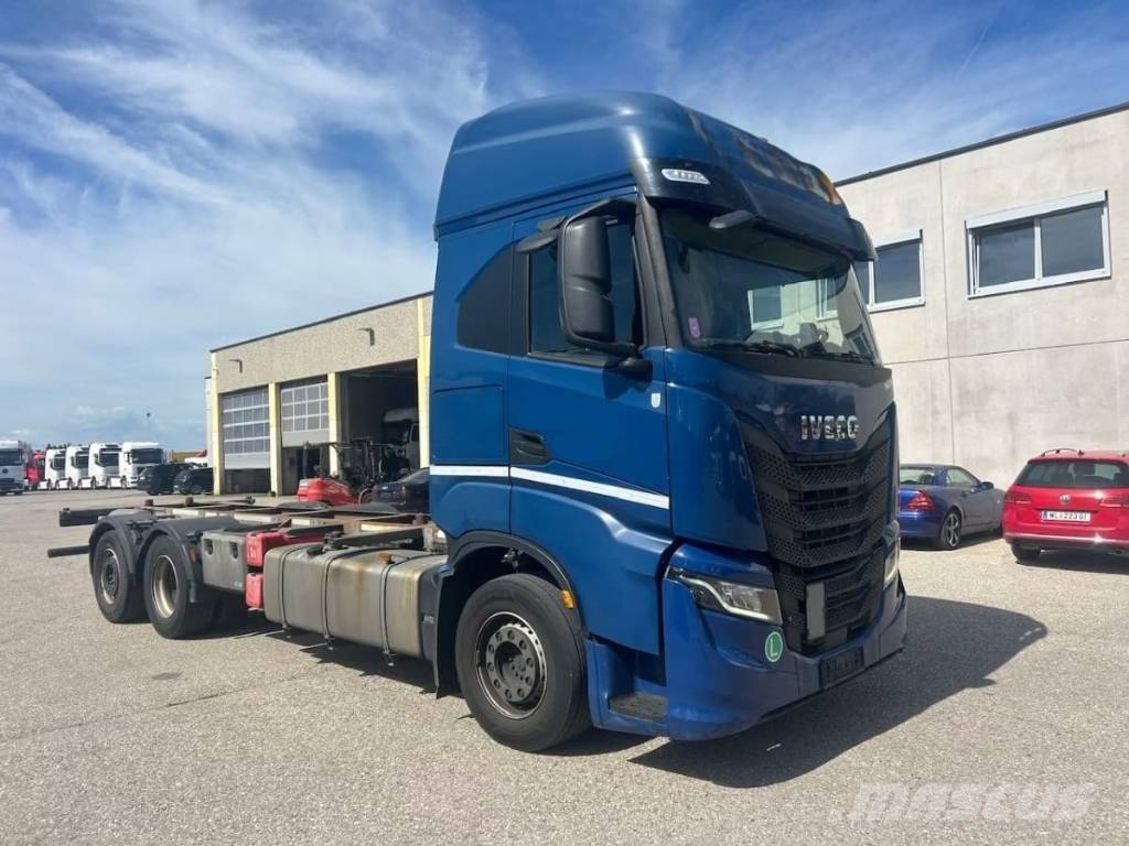 Iveco X-WAY 460 Car carriers