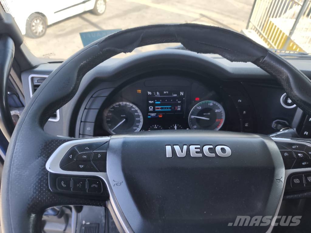 Iveco X-WAY 460 Trasportatore per veicoli