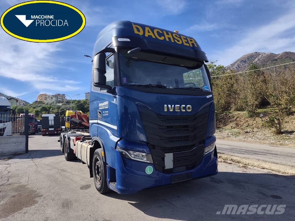 Iveco X-WAY 460 Trasportatore per veicoli