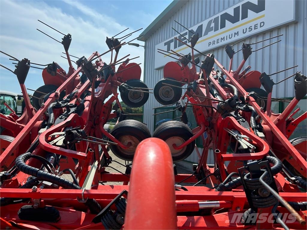 Kuhn GF 10803 T مكابس وميبسات التبن